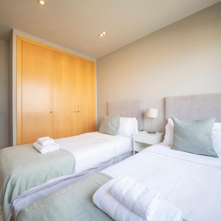 You Stylish Beach Apartments Барселона Экстерьер фото