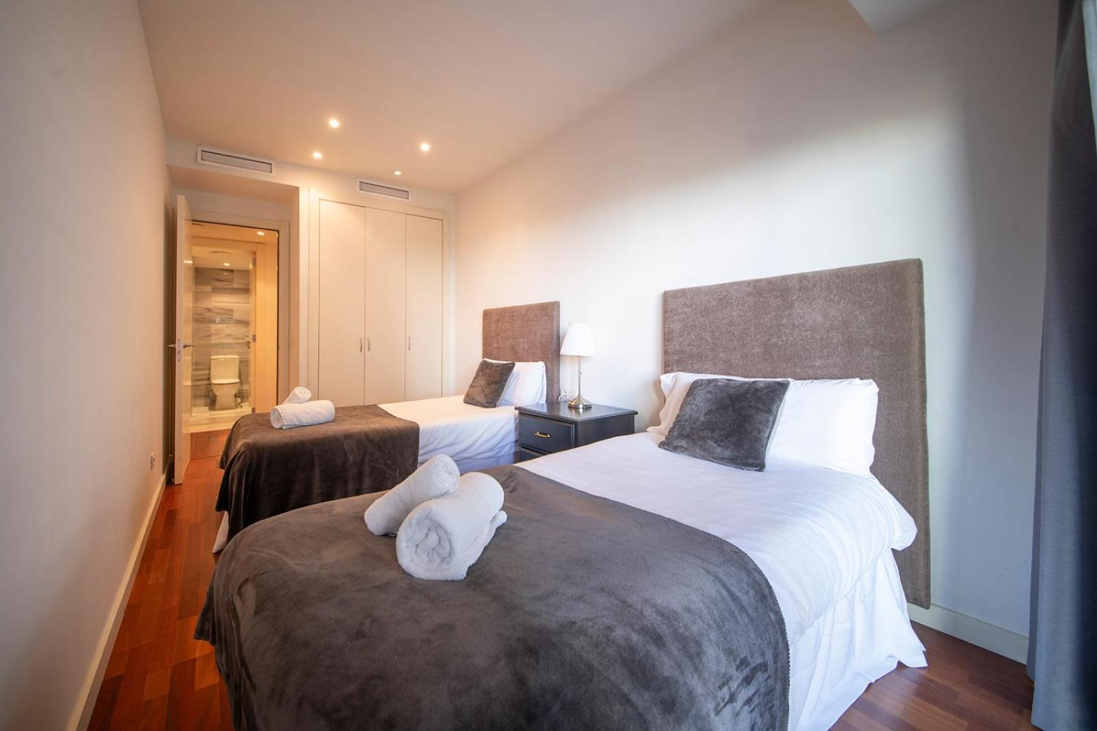 You Stylish Beach Apartments Барселона Номер фото