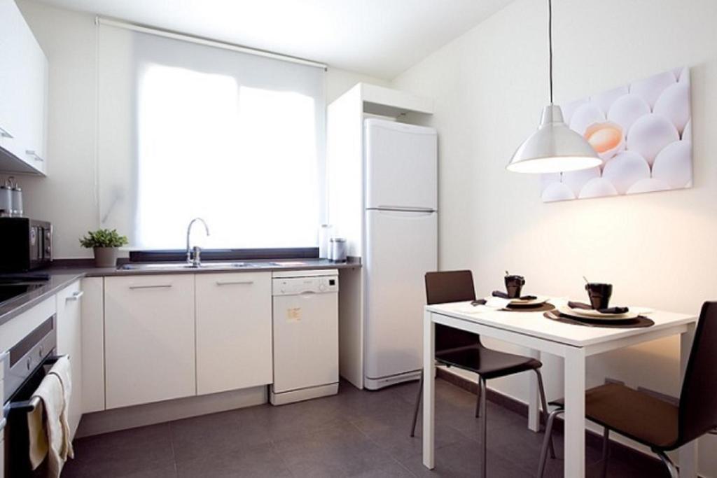 You Stylish Beach Apartments Барселона Номер фото