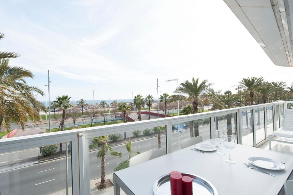 You Stylish Beach Apartments Барселона Номер фото