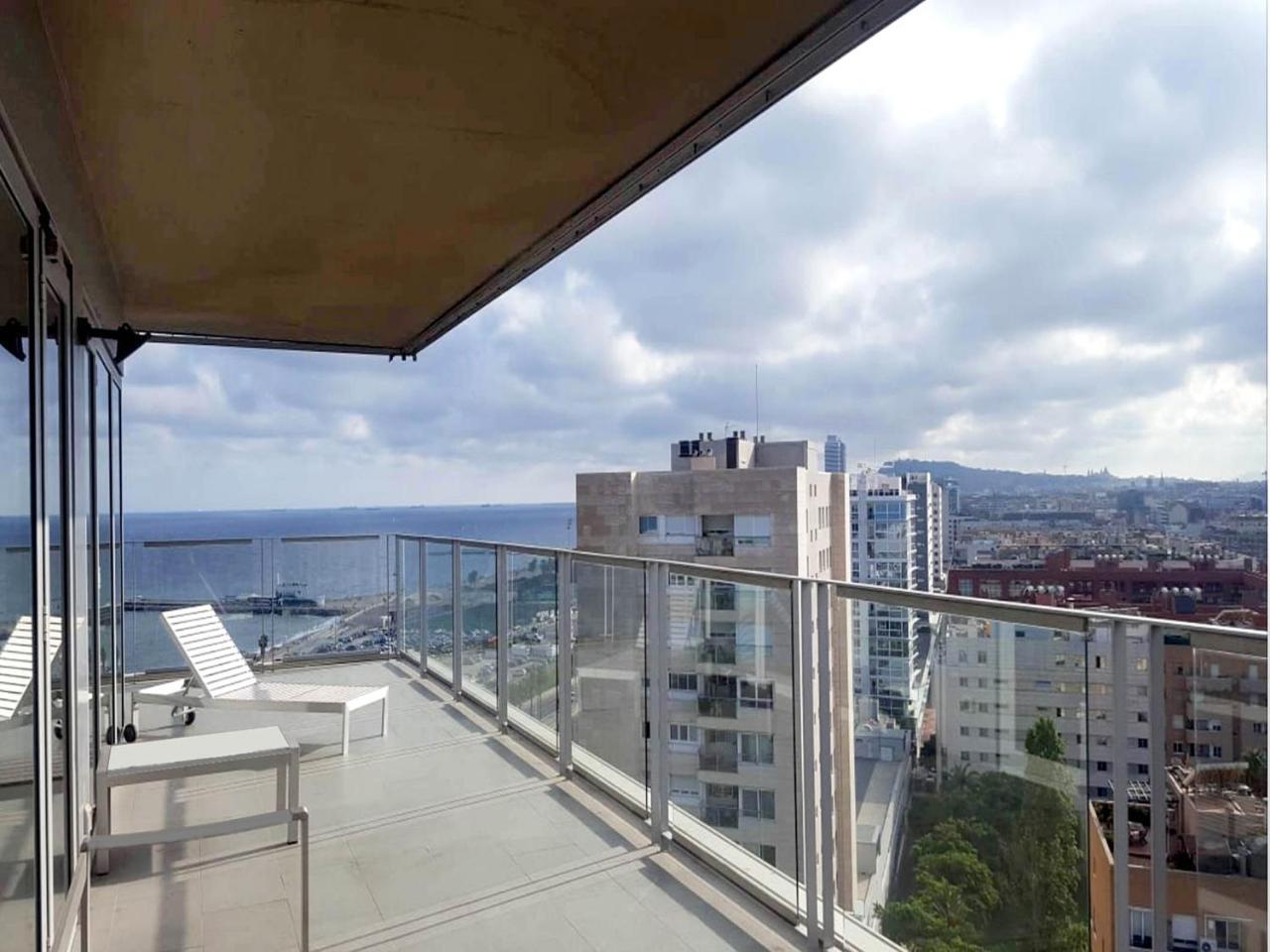 You Stylish Beach Apartments Барселона Экстерьер фото