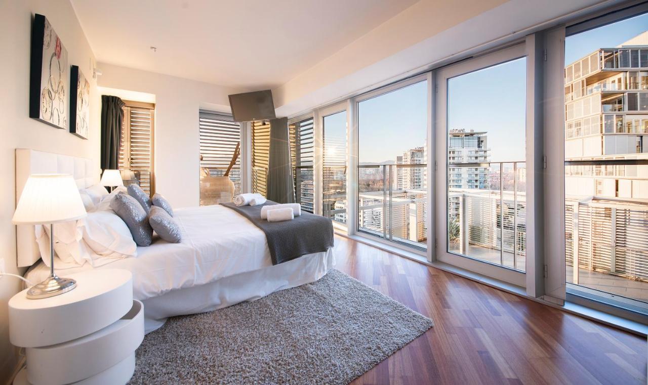 You Stylish Beach Apartments Барселона Экстерьер фото